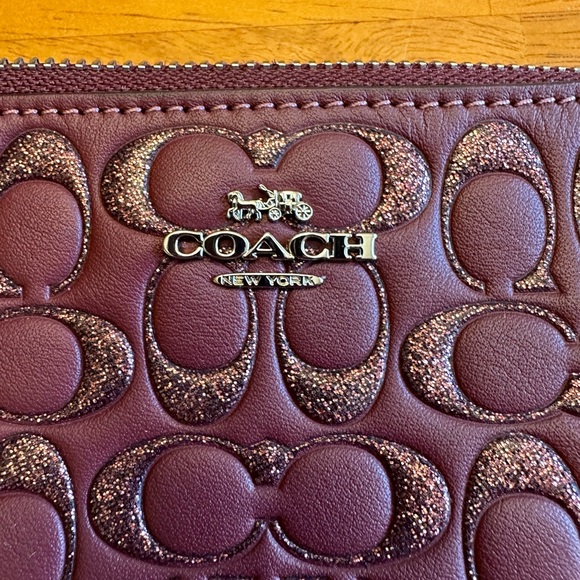 COACH WRISTLET - EUC - Picture 4 of 4